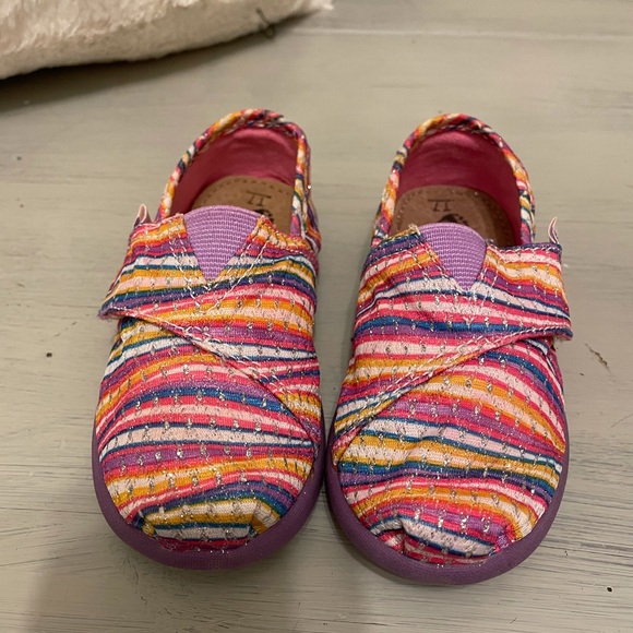 Brand new rainbow sparkle tddler Bobs - Picture 3 of 6